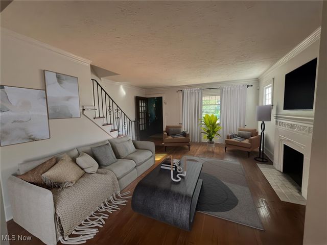 10310 Clifton Boulevard, Cleveland, OH 44102