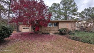 1277 Laurel Circle, Vass, NC 28394