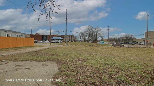 800 Martin Luther King Avenue, Flint, MI 48503