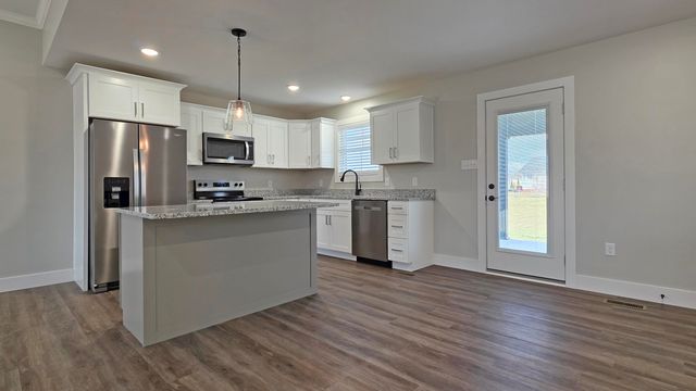 20 J's Lane, London, KY 40741