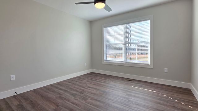 20 J's Lane, London, KY 40741