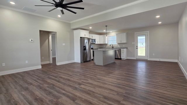 20 J's Lane, London, KY 40741