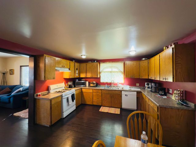 1808 W Augusta Ave, Spokane, WA 99205