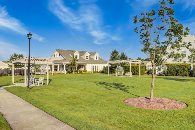 213 Godwit Drive, Summerville, SC 29486