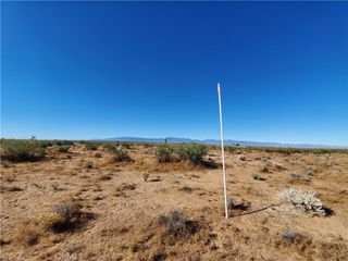 2 AC Ave L12, Lake Los Angeles, CA 93535