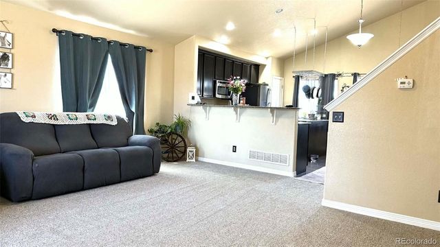 6302 Bearcat Loop, Colorado Springs, CO 80925