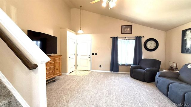 6302 Bearcat Loop, Colorado Springs, CO 80925