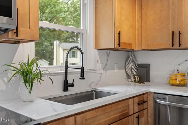 3700 Summer Place, Raleigh, NC 27604