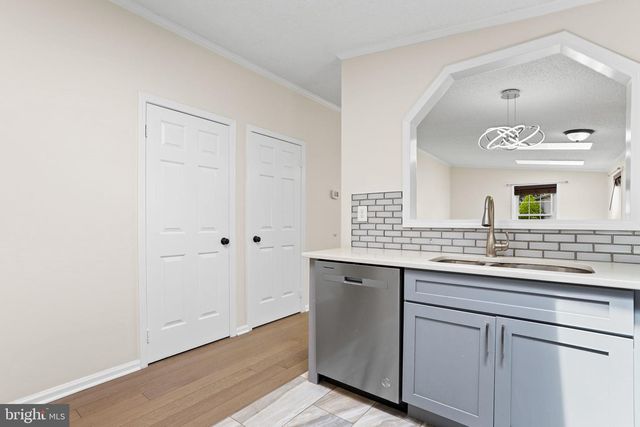 8902 JOSEPHS COAT CT, Jessup, MD 20794