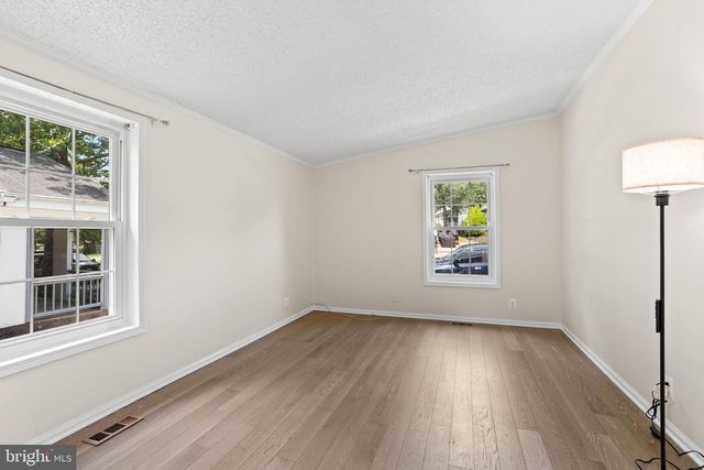 8902 JOSEPHS COAT CT, Jessup, MD 20794