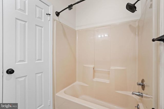 8902 JOSEPHS COAT CT, Jessup, MD 20794