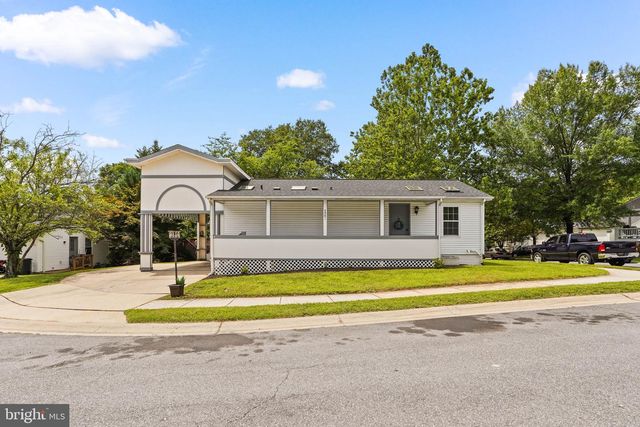 8902 JOSEPHS COAT CT, Jessup, MD 20794