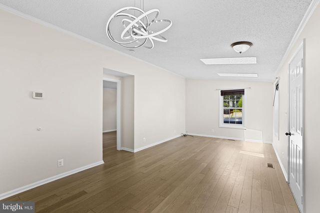 8902 JOSEPHS COAT CT, Jessup, MD 20794