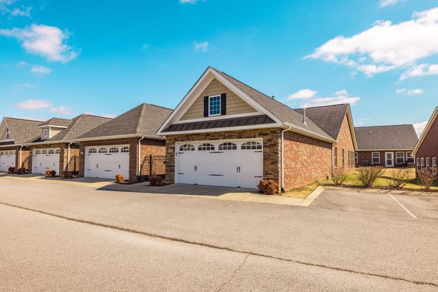 395 Devon Chase Hl Unit 5104, Gallatin, TN 37066
