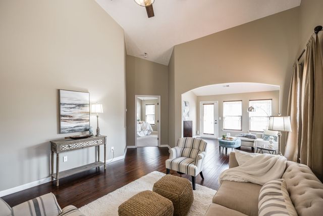 395 Devon Chase Hl Unit 5104, Gallatin, TN 37066