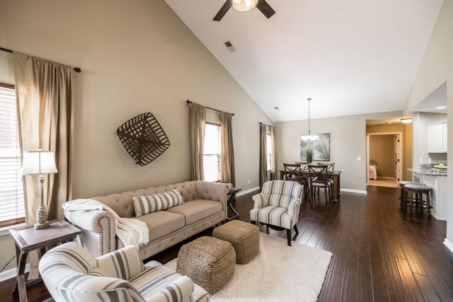 395 Devon Chase Hl Unit 5104, Gallatin, TN 37066