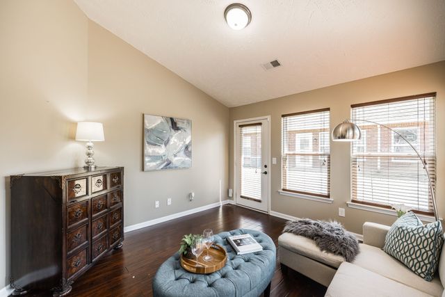 395 Devon Chase Hl Unit 5104, Gallatin, TN 37066