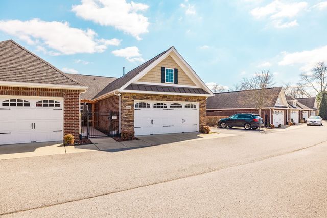 395 Devon Chase Hl Unit 5104, Gallatin, TN 37066