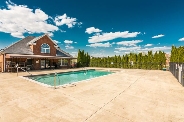 395 Devon Chase Hl Unit 5104, Gallatin, TN 37066