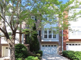 337 Rose Walk Lane, Carrboro, NC 27510