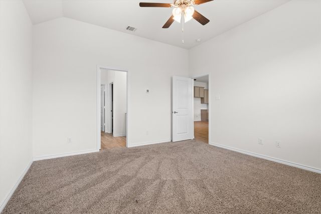 10605 Ponderosa Trail, Aubrey, TX 76227