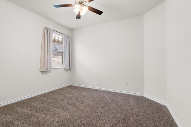 10605 Ponderosa Trail, Aubrey, TX 76227