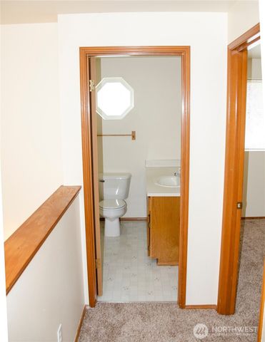 6305 Bob Galbreath Road, Clinton, WA 98236