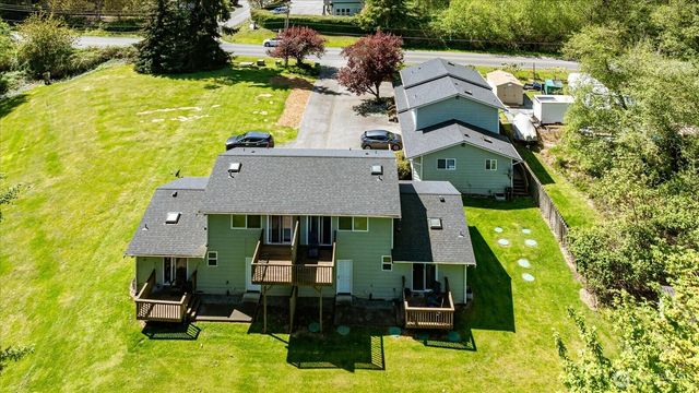 6305 Bob Galbreath Road, Clinton, WA 98236