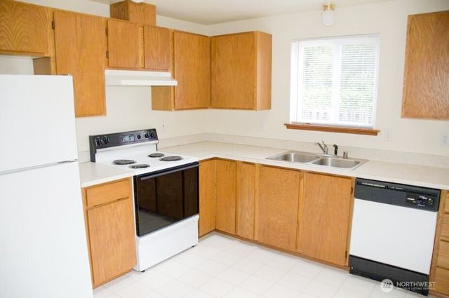 6305 Bob Galbreath Road, Clinton, WA 98236
