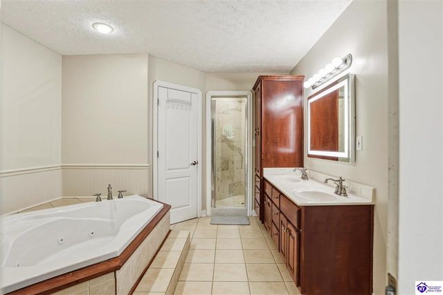 253 Camara Court, Elizabethtown, KY 42701