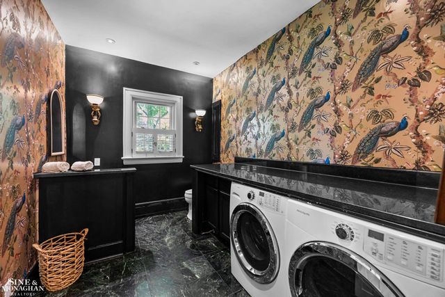512 Washington Road, Grosse Pointe, MI 48230