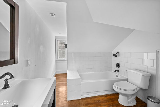 512 Washington Road, Grosse Pointe, MI 48230