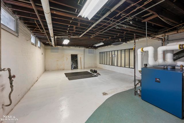 512 Washington Road, Grosse Pointe, MI 48230