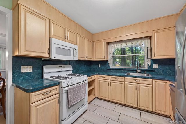 13 Prospect Place, Suffern, NY 10901