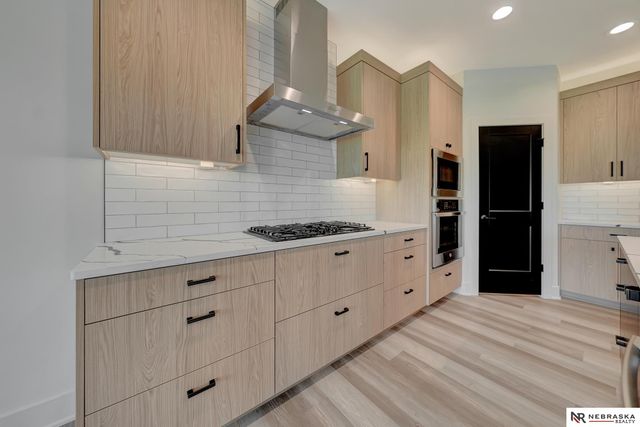 9332 S 86th Street, Lincoln, NE 68526