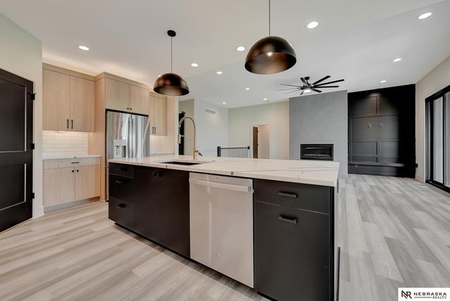 9332 S 86th Street, Lincoln, NE 68526