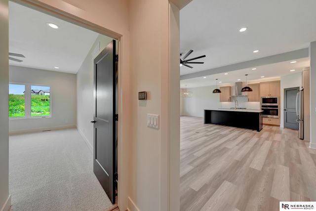 9332 S 86th Street, Lincoln, NE 68526