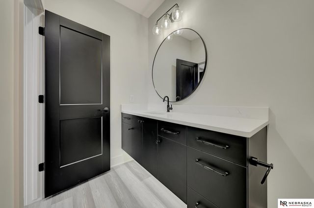 9332 S 86th Street, Lincoln, NE 68526