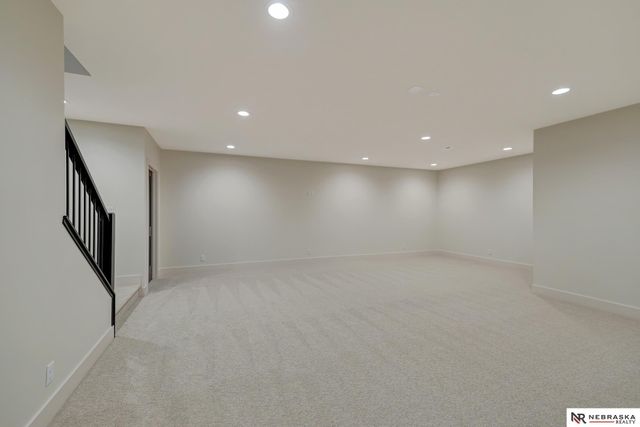 9332 S 86th Street, Lincoln, NE 68526