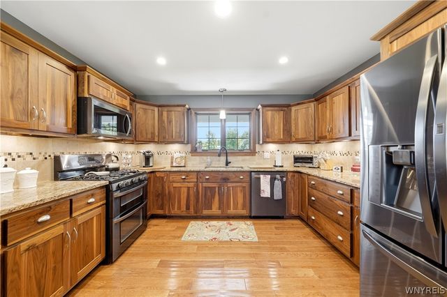 1925 Boies Road, Aurora, NY 14170