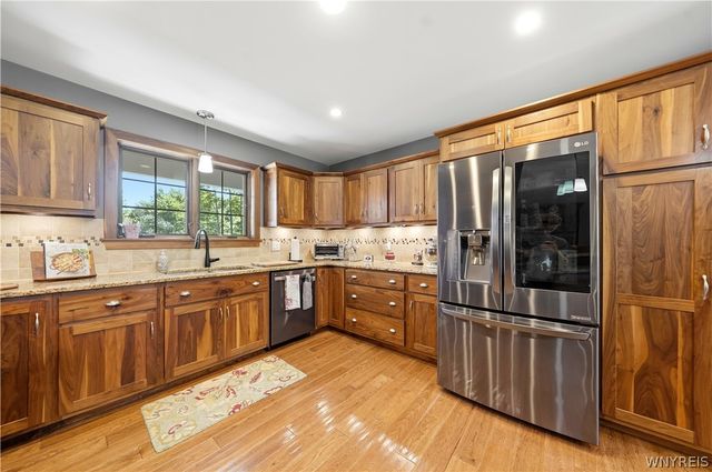 1925 Boies Road, Aurora, NY 14170