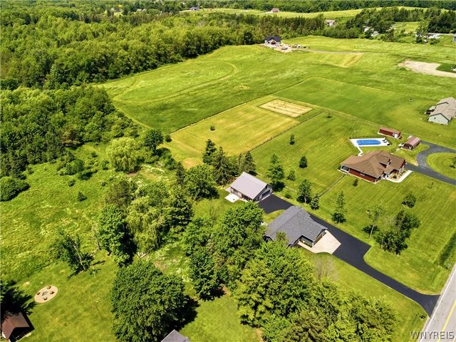 1925 Boies Road, Aurora, NY 14170
