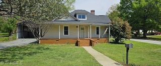 1600 Ohenry Boulevard, Greensboro, NC 27405