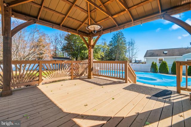 2164 SPRINGDALE RD, Pasadena, MD 21122