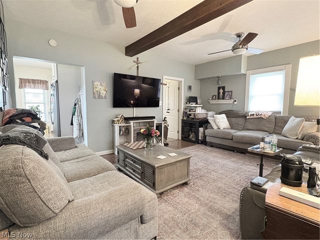 2523 Carso Avenue, Ashtabula, OH 44004