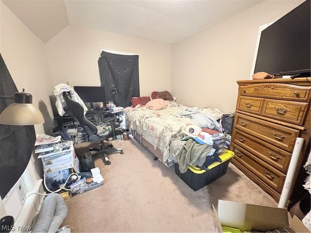2523 Carso Avenue, Ashtabula, OH 44004