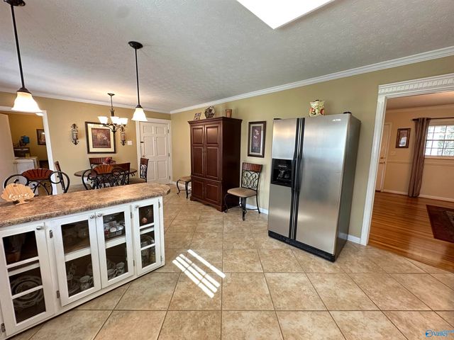 607 East Riverview Drive, Gadsden, AL 35903