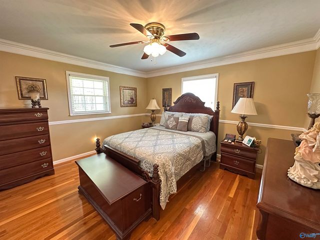 607 East Riverview Drive, Gadsden, AL 35903