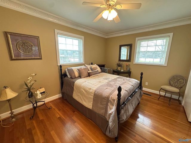 607 East Riverview Drive, Gadsden, AL 35903