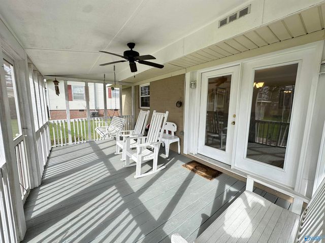 607 East Riverview Drive, Gadsden, AL 35903